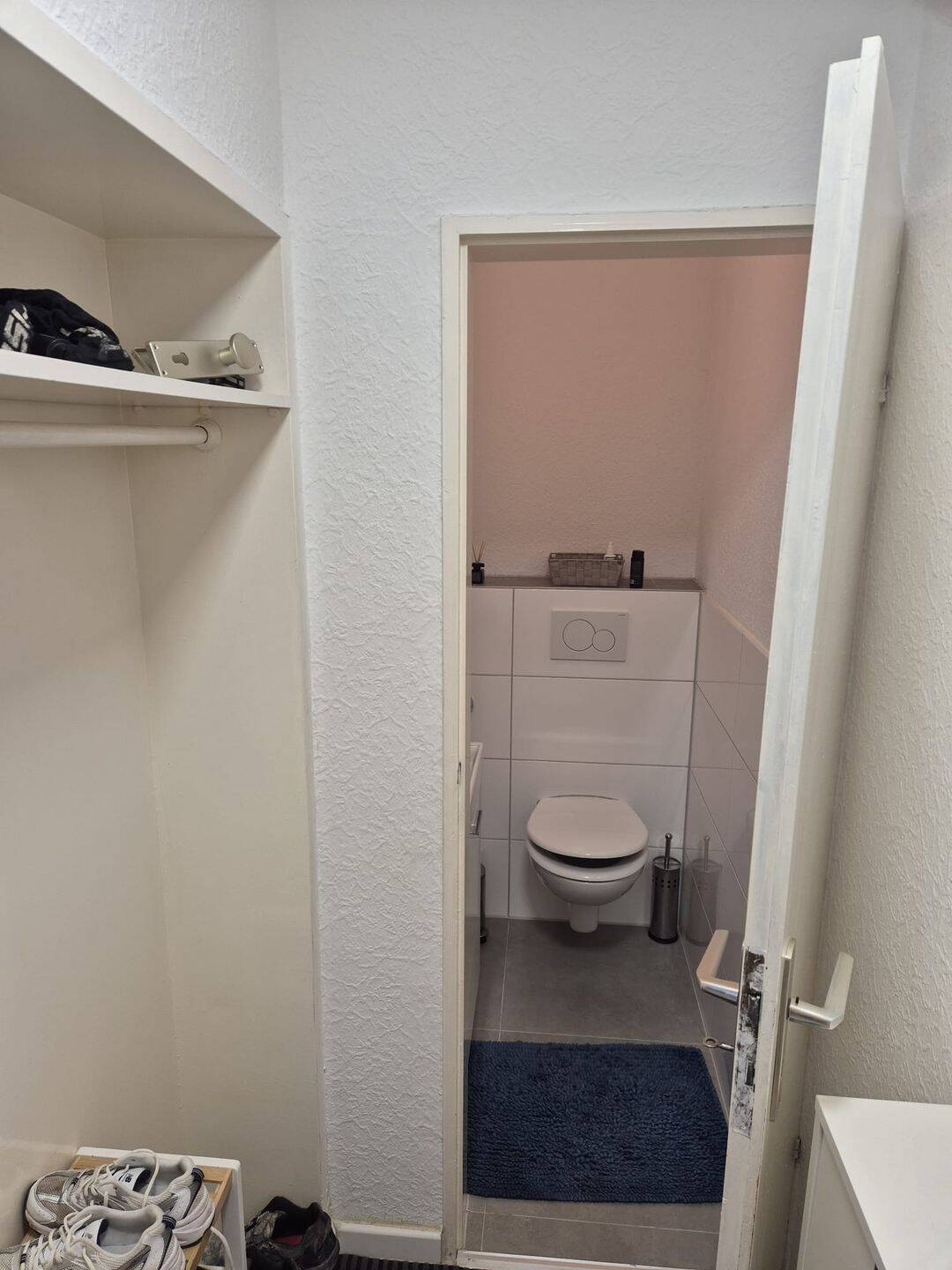 Sehr helle 4 Zimmer-Wohnung mit Balkon in bester Lage – Krefeld – Vorschaubild 4