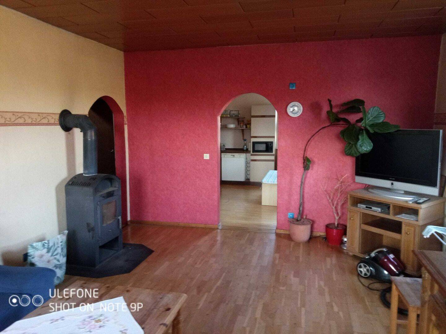 Charmantes Mehrfamilienhaus mit drei Wohneinheiten auf weitläufigem Grundstück – Aarbergen – Vorschaubild 4