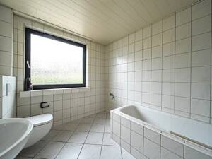 Großzügiges Einfamilienhaus mit 2 getrennten Wohneinheiten und vielseitigem Potenzial in Bümmerstede – 26133 Oldenburg – Vorschaubild 5