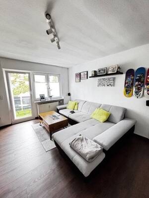 Helle 2-Zimmer-Wohnung mit Balkon in gepflegtem Mehrfamilienhaus – 65195 Wiesbaden – Vorschaubild 2