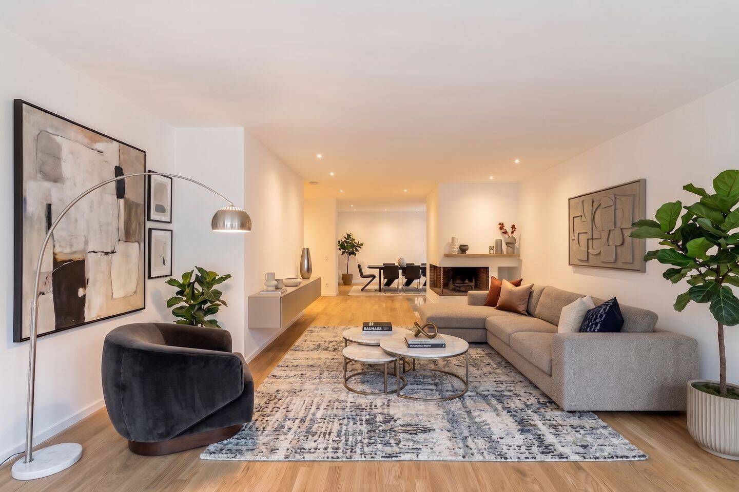 Erstbezug nach Kernsanierung - Exklusive Gartengeschosswohnung an der St. Emmeramsmühle – München – Bild 1 von 9