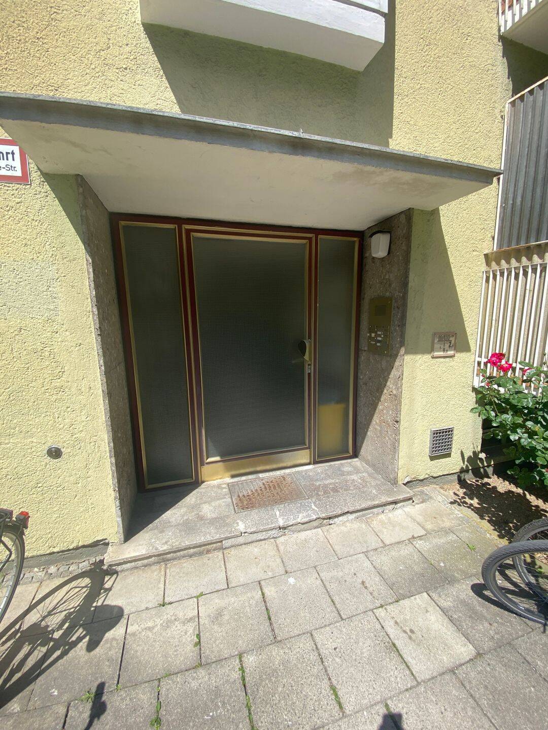 3 Zimmerwohnung mit 2 Balkonen – München – Vorschaubild 3