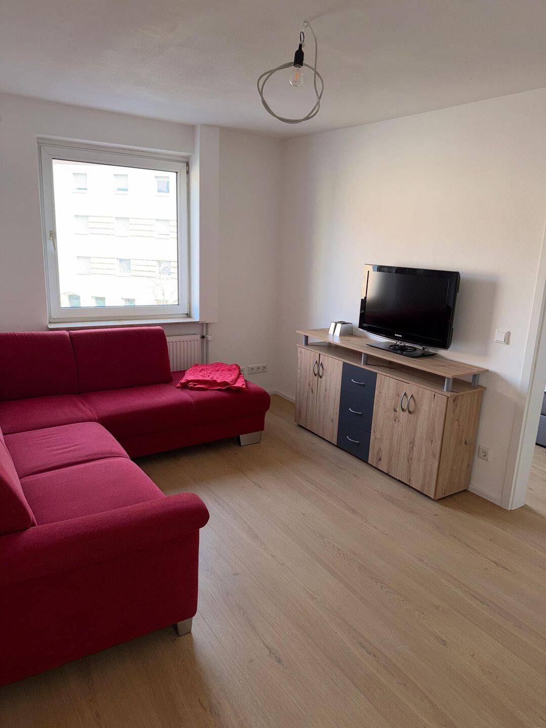 Möbilierte 2-Zimmer Wohnung inkl. Stellplatz zentral in Nürnberg – Nürnberg – Vorschaubild 4