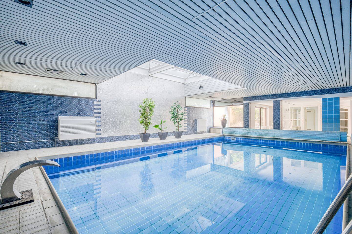 Elegante Duplexresidenz am Messelpark mit Wellness und Indoorpool – Berlin – Vorschaubild 2