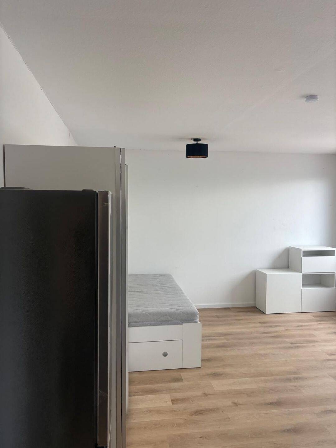 Gemütliche 1-Zimmer-Studio-Wohnung Nähe Siemens Campus – Erlangen – Vorschaubild 3