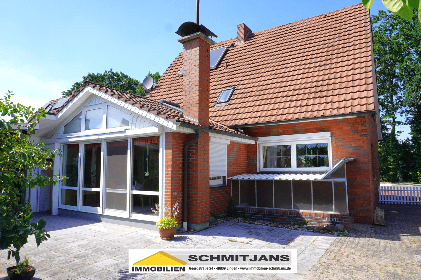 Charmantes Einfamilienhaus mit Wintergarten, Doppelgarage und vielseitigen Nutzungsmöglichkeiten – Lingen (Ems) – Vorschaubild 3