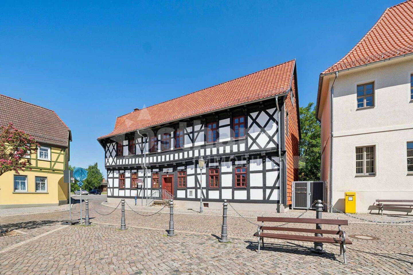 Einmalige Gelegenheit - saniertes Mehrfamilienhaus im Stadtzentrum von Harzgerode