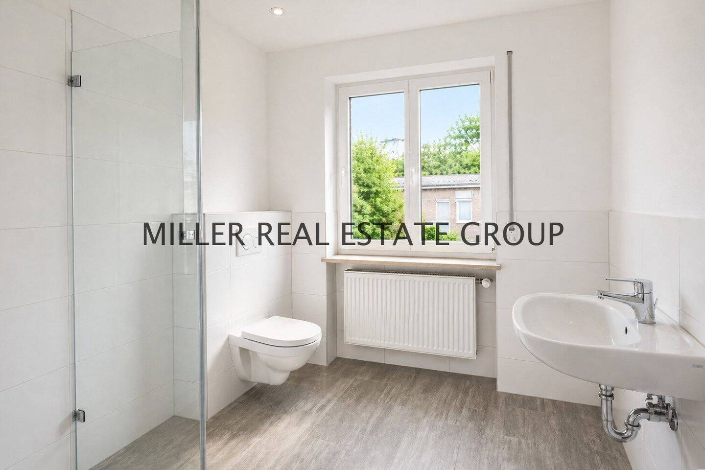 Gepflegtes Reihenmittelhaus in Ingolstadt-Süd mit Südwest-Garten, Terrasse, Keller und Garage! – Ingolstadt – Vorschaubild 9