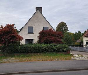 SOLLER - IMMOBILIEN 1-2 Familien-Haus (sanierungsbedürftig) auf 1218 m² Grundstück mit einer weiteren Bauzone – 28755 Bremen – Vorschaubild 2