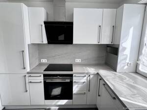 Großzügige 3-Zimmer-Wohnung mit zwei sonnigen Dachterrassen und Weitblick – 93051 Regensburg – Vorschaubild 8
