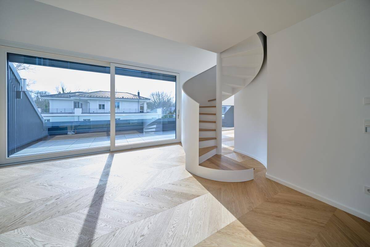FORMHAUS | Exklusive Neubau-Maisonettewohnung mit Dachterrassen ggü. des Englischen Gartens. – München – Vorschaubild 5