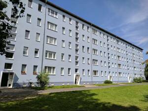 Familienfreundliche 3-Raum-Wohnung mit Balkon sucht nette Mieter – 4249 Leipzig – Vorschaubild 2