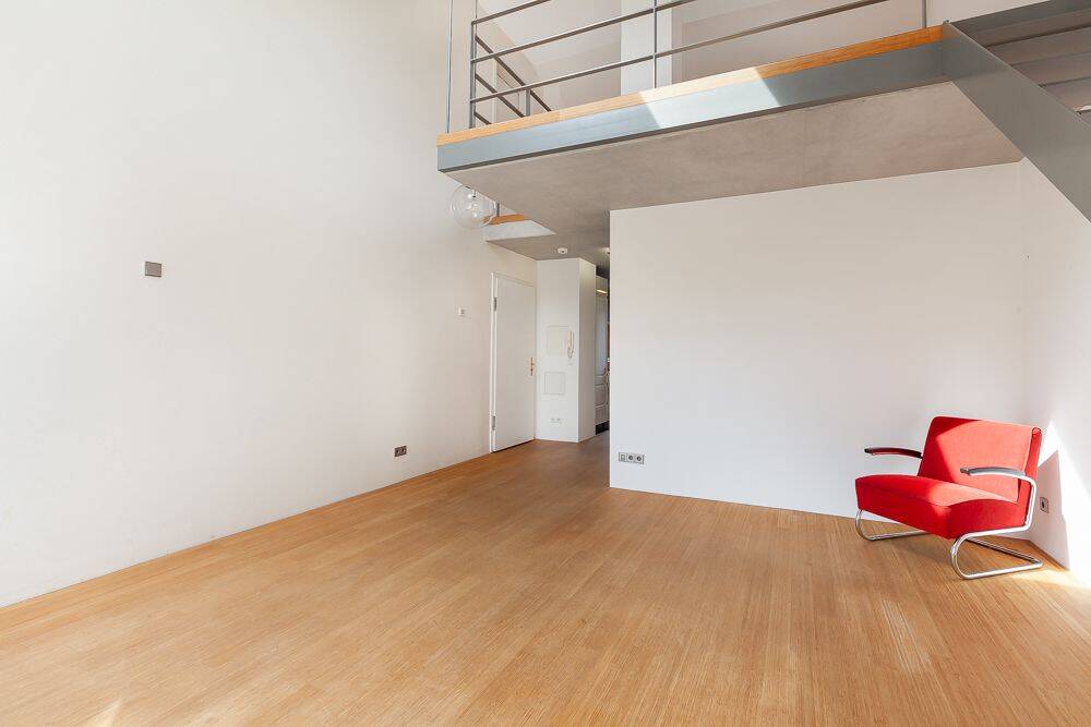 Charaktervolle und lichtdurchflutetet Dachgeschoss-Maisonette mit Blick auf den Weißensee – Berlin – Vorschaubild 7