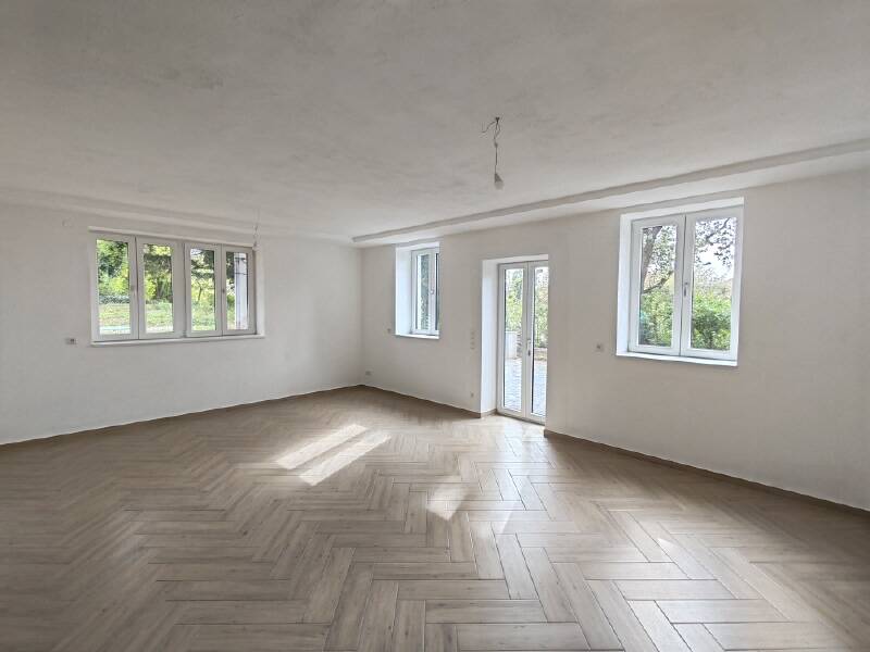 Tradition trifft Moderne mit eigener Terasse! – Wolfsburg – Vorschaubild 3