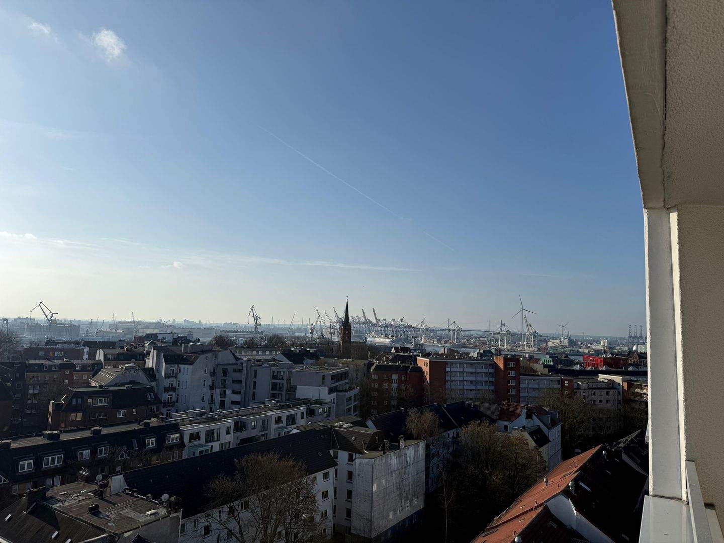 Leben mit Weitblick über dem Kiez – Hamburg – Vorschaubild 3
