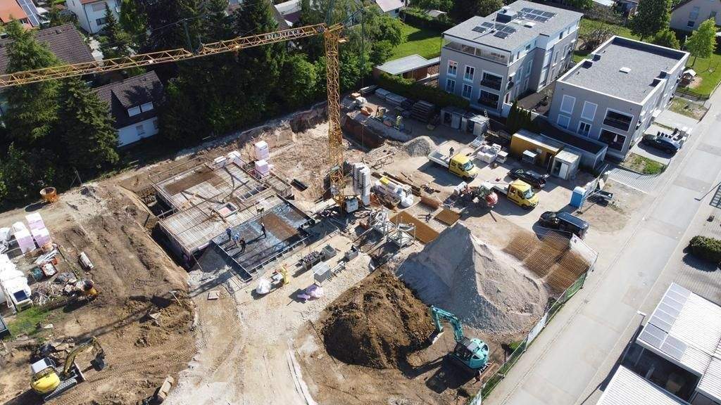 NEUBAU-QNG-40 - Sonderabschreibung - 3,5 Zimmer 1.OG, Balkon, Wärmepumpe + PV-Anlage – Altdorf bei Nürnberg – Vorschaubild 3