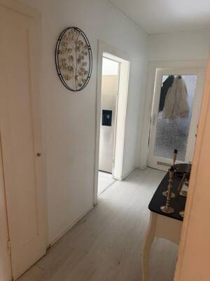 Ab sofort 3-Zimmer Wohnung mit Einbauküche und Möbel am Frankfurt am Main – 65929 Frankfurt am Main – Vorschaubild 3