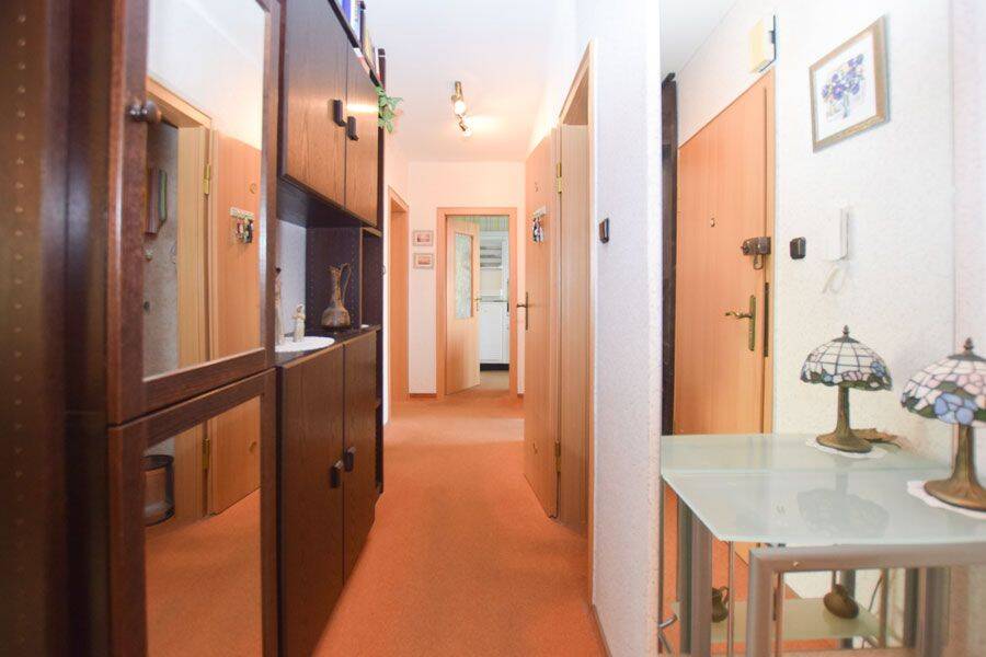 Helle 3-Zimmer-Wohnung mit Wintergarten und Aufzug in Wolfsburg! – Wolfsburg – Vorschaubild 3