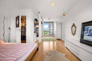 RUHIG WOHNEN IN KANALNÄHE - MODERNES REIHENMITTELHAUS MIT SÜDTERRASSE UND DREI WOHNEBENEN – 30655 Hannover – Vorschaubild 9