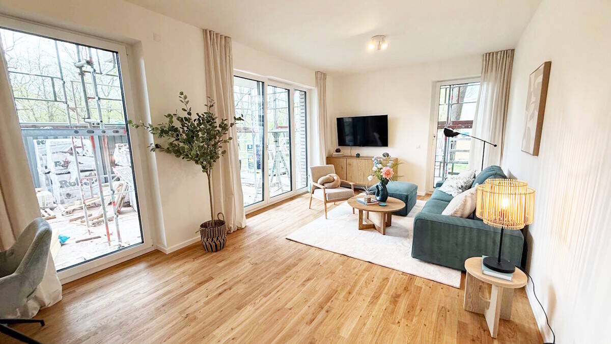 Großzügiger Wohnbereich, Sonnenbalkon & zwei Bäder - stilvolle 3-Zimmer-Neubau-Wohnung im Grünen – Hamburg – Vorschaubild 7