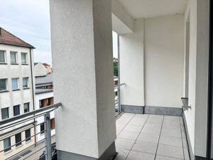 ***ZEIT FÜR NEUES*** MODERNE 1 ZIMMER WOHNUNG MIT LOGGIA + KFZ STELLPLATZ – 90763 Fürth – Vorschaubild 8