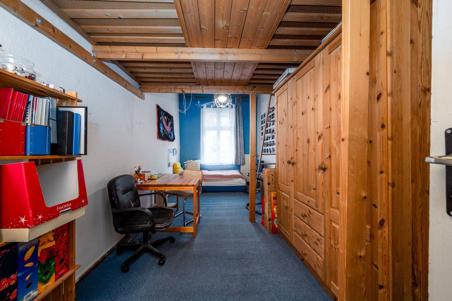 Nutzen Sie die virtuelle Tour: Vermietete 4-Zimmer-Wohnung in Berlin-Friedrichshain – Berlin – Vorschaubild 3