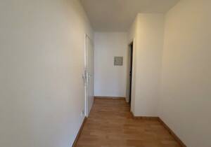 Charmantes 1-Zimmer-Apartment mit Loggia in begehrter Lage an der Rothenbaumchaussee – 20148 Hamburg – Vorschaubild 2