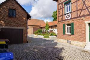 Raum für Familie und Hobbys: Saniertes Anwesen mit Großscheune und Pool – 99098 Erfurt – Vorschaubild 5