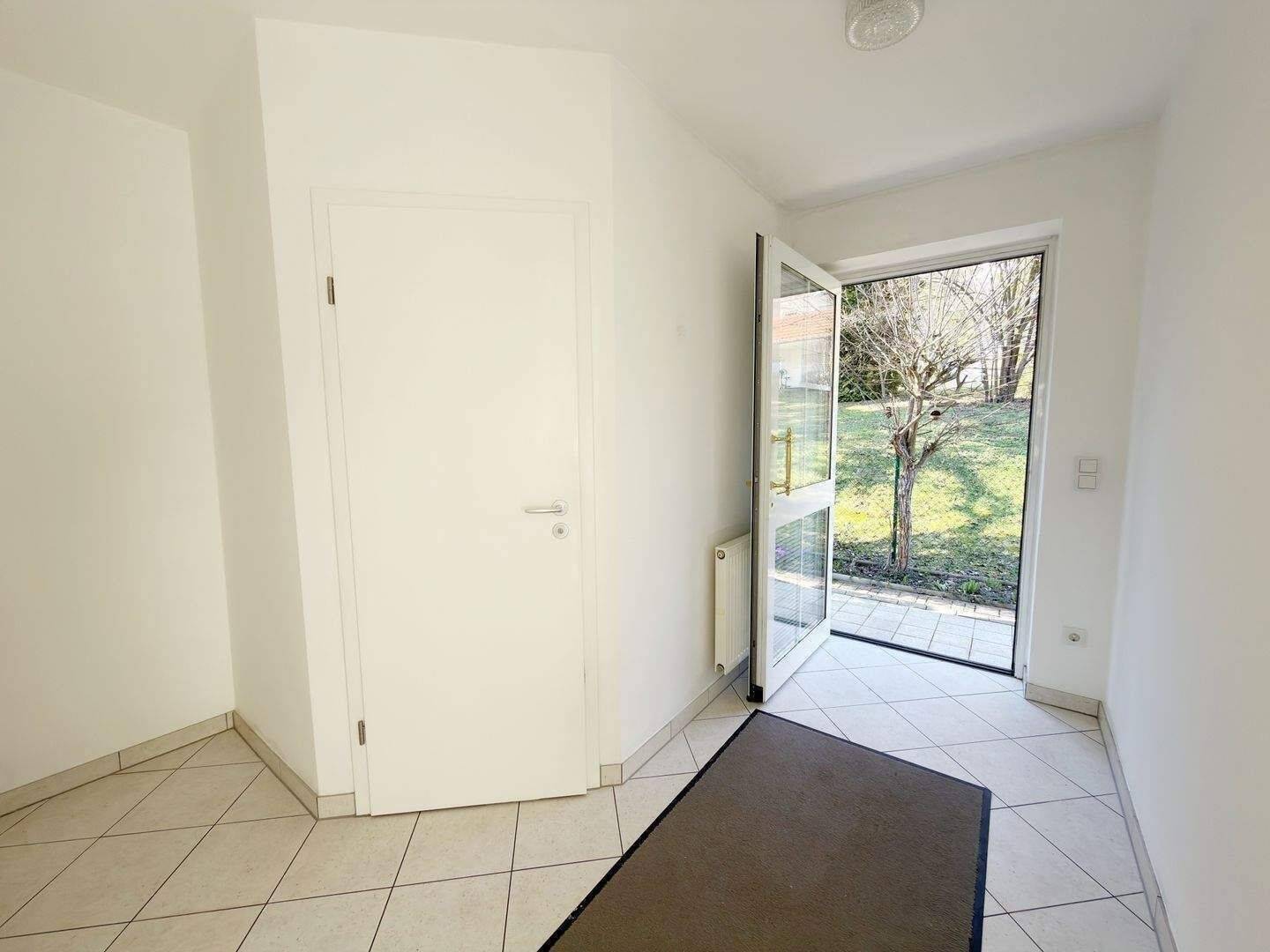 Großzügiges Einfamilienhaus am Strengenberg mit Moritzberg-Blick | Doppelgarage | Wallbox | Wärmepumpe inklusive – Rückersdorf – Vorschaubild 5