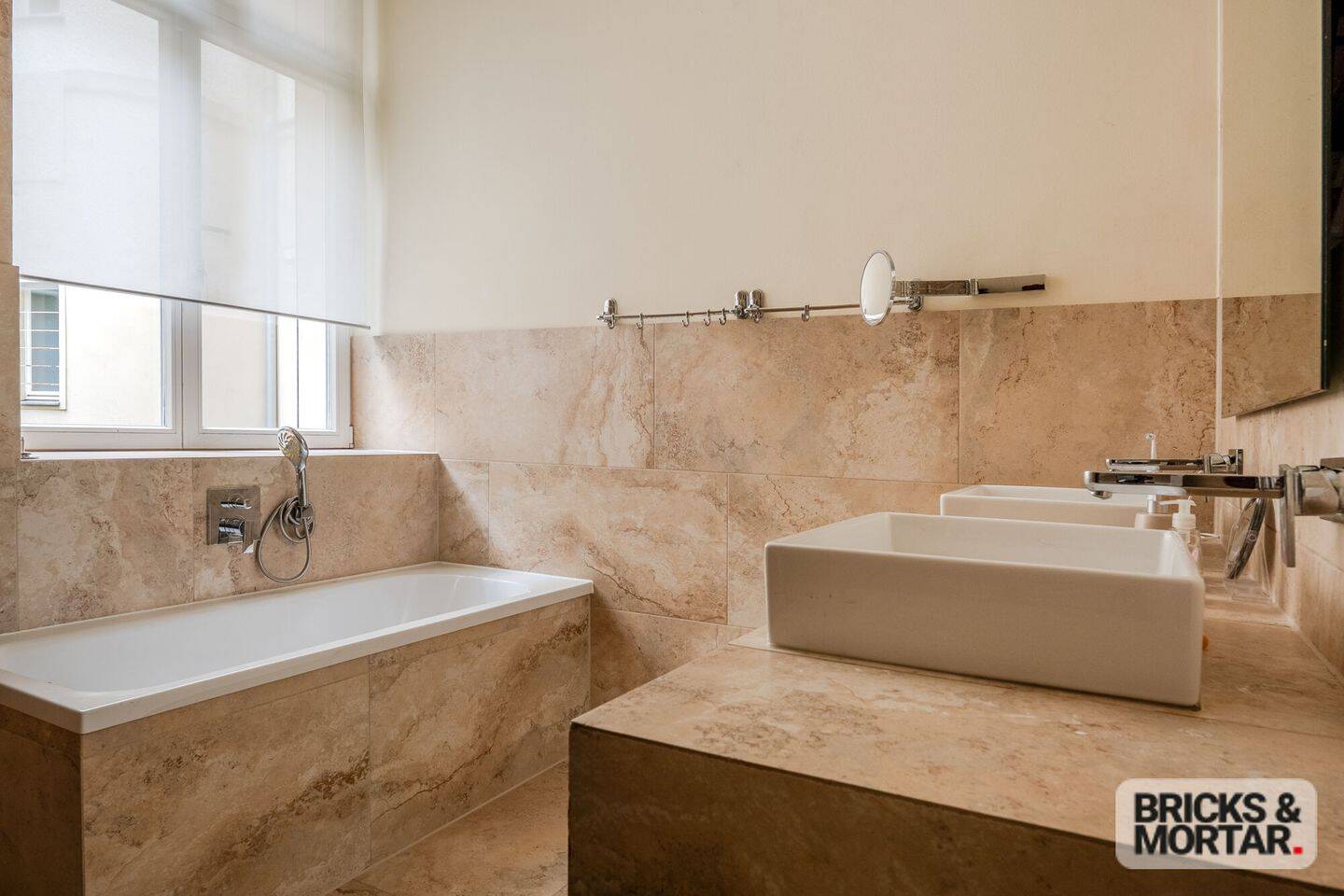 Wohnen wie im eigenen Haus: 191 m² sanierter Altbau mit Südgarten am Ku'damm zum direkten Bezug – Berlin – Vorschaubild 5