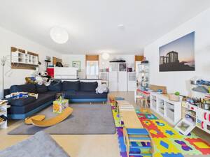 Großzügige 3-Zimmer-Wohnung mit Loggia in Freiburg-Rieselfeld – 79111 Freiburg im Breisgau – Vorschaubild 9