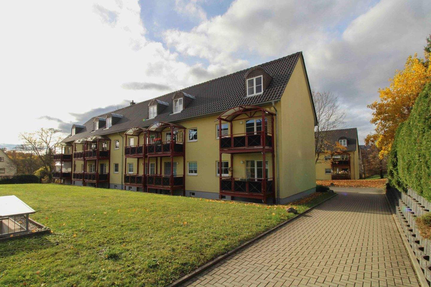 *Bezugsfrei!* 3-Zimmer-Maisonette-Wohnung mit Balkon – Chemnitz – Bild 1 von 9