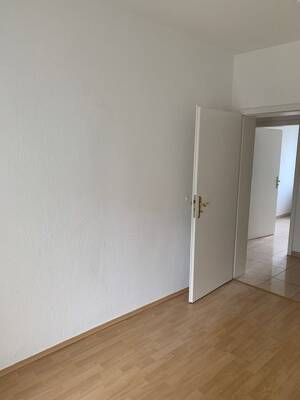 EG- Wohnung mit Balkon zu vermieten! – 39112 Magdeburg – Vorschaubild 9