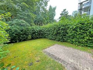 Stilvolle 2-Zi.-Luxuswhg. mit Terrasse, eigenem Gartenanteil und TG-Stellplatz – 20251 Hamburg – Vorschaubild 6
