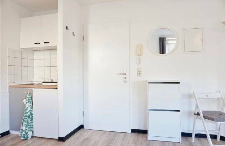 AB SOFORT!! Vollmöbilisiertes Studio Apartment, alles Inklusive – Mannheim – Vorschaubild 5