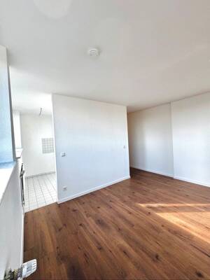 1-Zimmer-Wohnung 37,3m² mit Weitblick über Essen -Erstbezug nach Renovierung – 45128 Essen – Vorschaubild 2