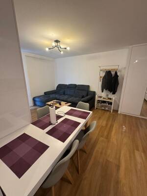 Voll eingerichtete 2 Zimmer-Wohnung – 40210 Düsseldorf – Vorschaubild 3
