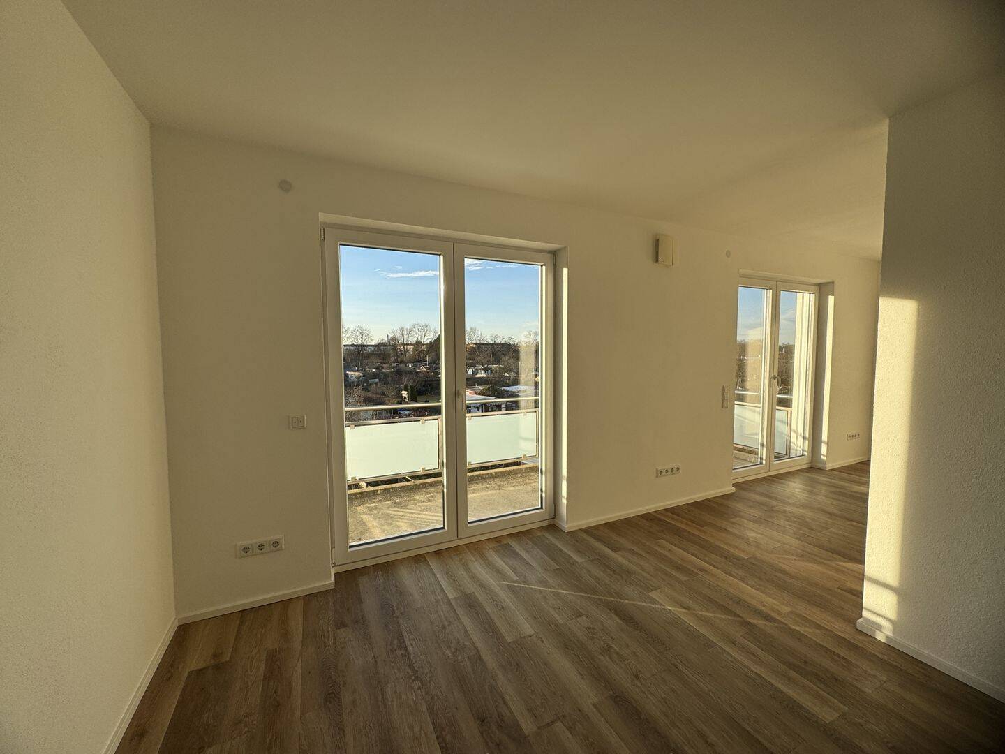 MIETKAUF möglich: Erstbezug helle Wohnung mit Aufzug, Tiefgarage & Fernblick – Augsburg – Vorschaubild 7