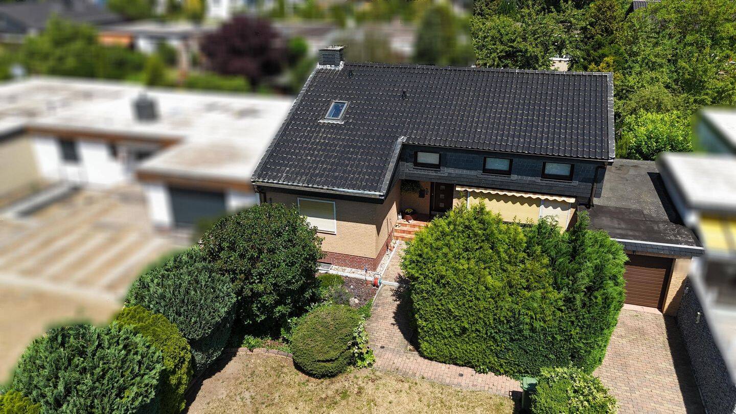 Familienfreundliches Einfamilienhaus in ruhiger Lage von Wolfsburg-Heiligendorf – Wolfsburg – Vorschaubild 2