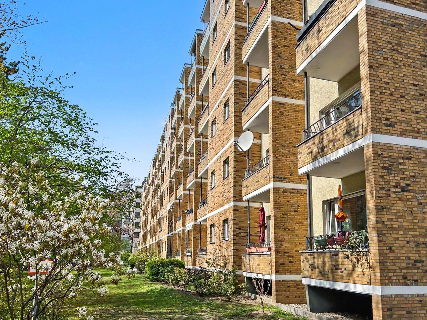 Bezugsfreie 2-Zimmer-Wohnung mit viel Potenzial in gefragter Lage von Berlin-Schöneberg – Berlin – Vorschaubild 2