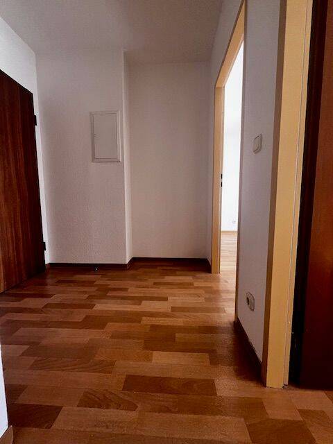 Sehr schöne gepflegte 2-Raumwohnung mit Balkon in Magdeburg-Reform – Magdeburg – Vorschaubild 9