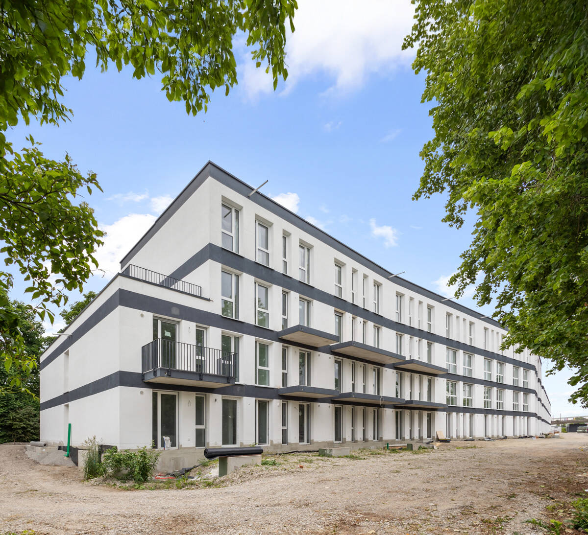 Modern. Möbliert. Mitten in Augsburg - 2-Zimmer-Apartment mit Terrasse & Hülsta-Interior – Augsburg – Vorschaubild 7