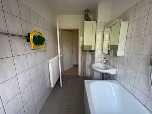 Gemütliche 2- Zimmerwohnung inruhiger Lage sucht Nachmieter! WG-geeignet!!!! – 44143 Dortmund – Vorschaubild 5