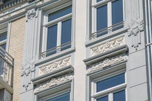 Imposanter Altbau - Langfristig vermietete Kapitalanlage in exklusiver Lage ++ courtagefrei ++ – 20251 Hamburg – Vorschaubild 5