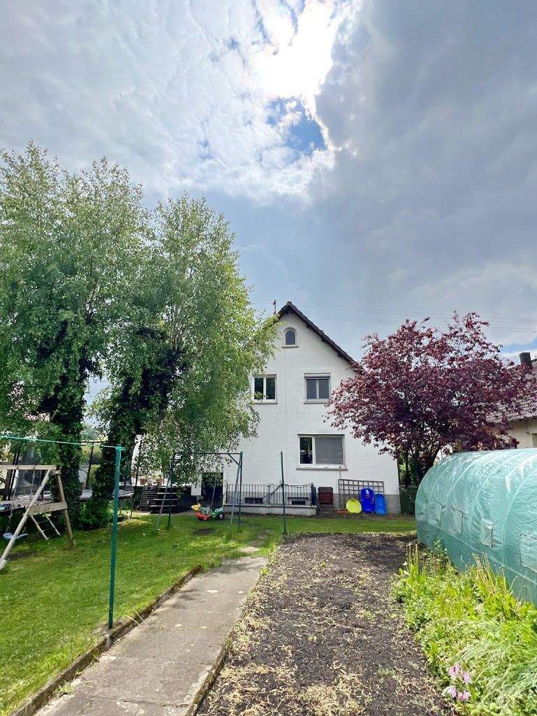 Einfamilienhaus in ruhiger und sonniger Lage mit schönem Garten! – Villingen-Schwenningen – Bild 1 von 9