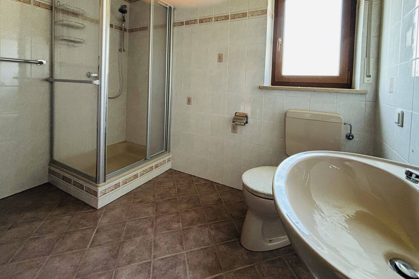 Renovierungsbedürftiges EFH in Seestall – Fuchstal – Vorschaubild 9