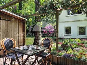 Seltene Gelegenheit in Rotherbaum – Einfamilienhaus mit Gartenidylle in geschützter Innenhoflage – 20146 Hamburg – Vorschaubild 2