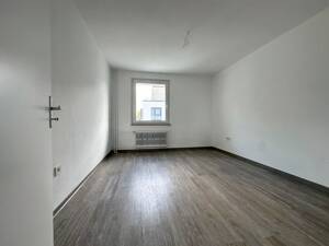 Perfekt für 1 Person: 2-Zimmer-Wohnung mit großem Balkon! – 44149 Dortmund – Vorschaubild 6