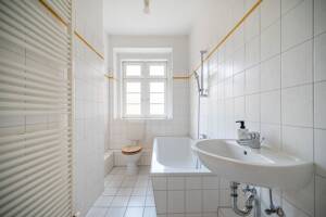 ?? Wohnen in Little Amsterdam - Charmante 2-Zimmer Altbau Wohnung mit Dielen, EBK in beliebter Lage – 13086 Berlin – Vorschaubild 4