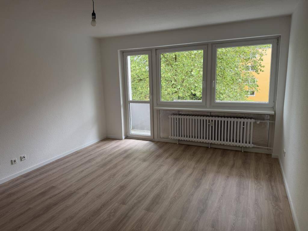 Langweilig war gestern. / Say goodbye to ordinary living. – Hagen – Vorschaubild 4
